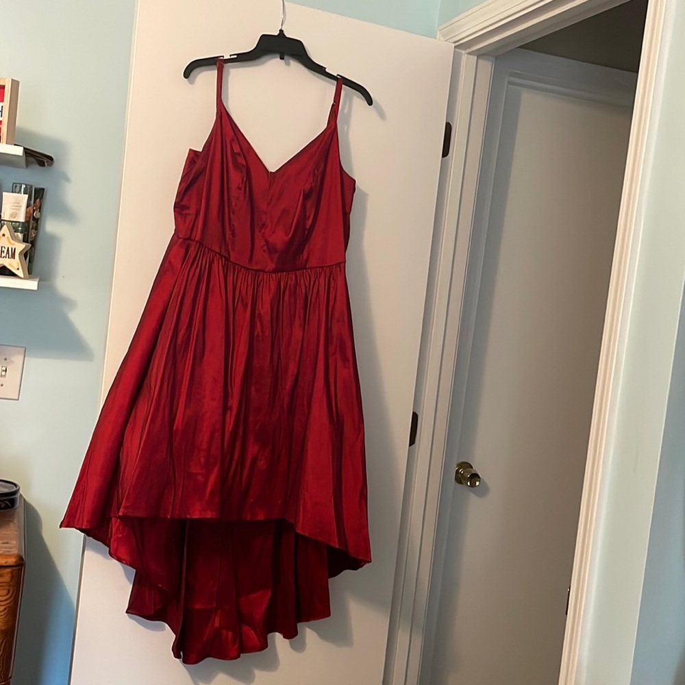 Red High-Low Plus Size Prom Gown